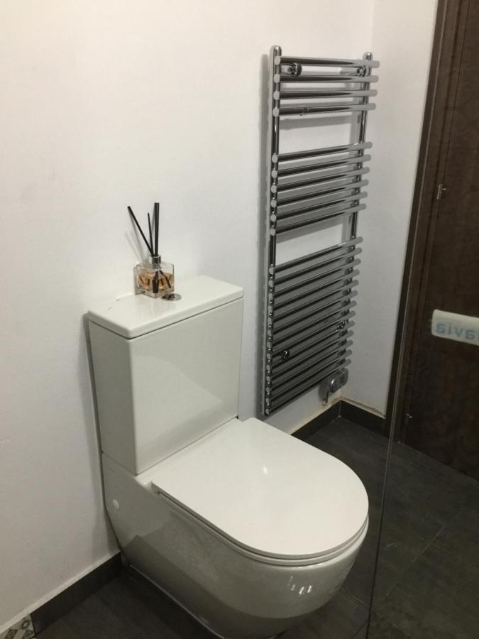 Pearl City View Apartment Paphos Ngoại thất bức ảnh