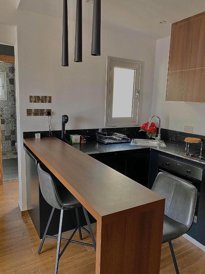Pearl City View Apartment Paphos Ngoại thất bức ảnh
